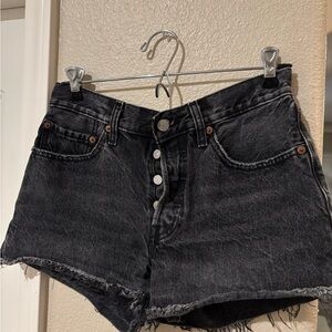 501 Levi’s Black Denim Women's Shorts